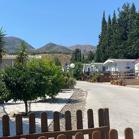 Malaga Monte Parc Kamp alanı Alhaurín de la Torre